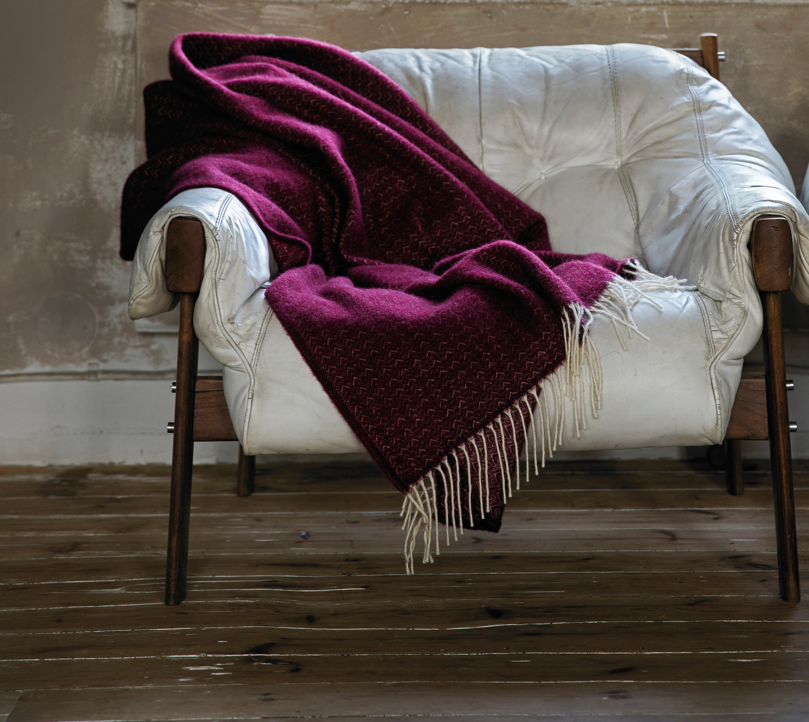 Himalaya Bordeaux 130x200cm Cashmere & Merino Throw