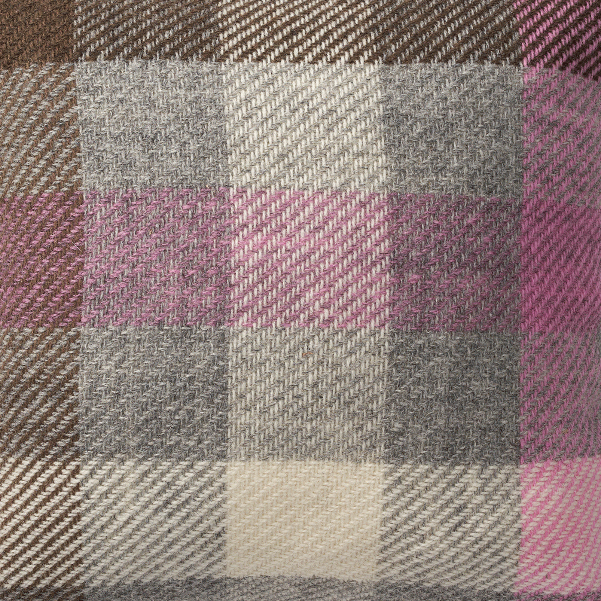 Gotland Multi Pink 45x45cm Gotland & Lambswool Cushion Cover