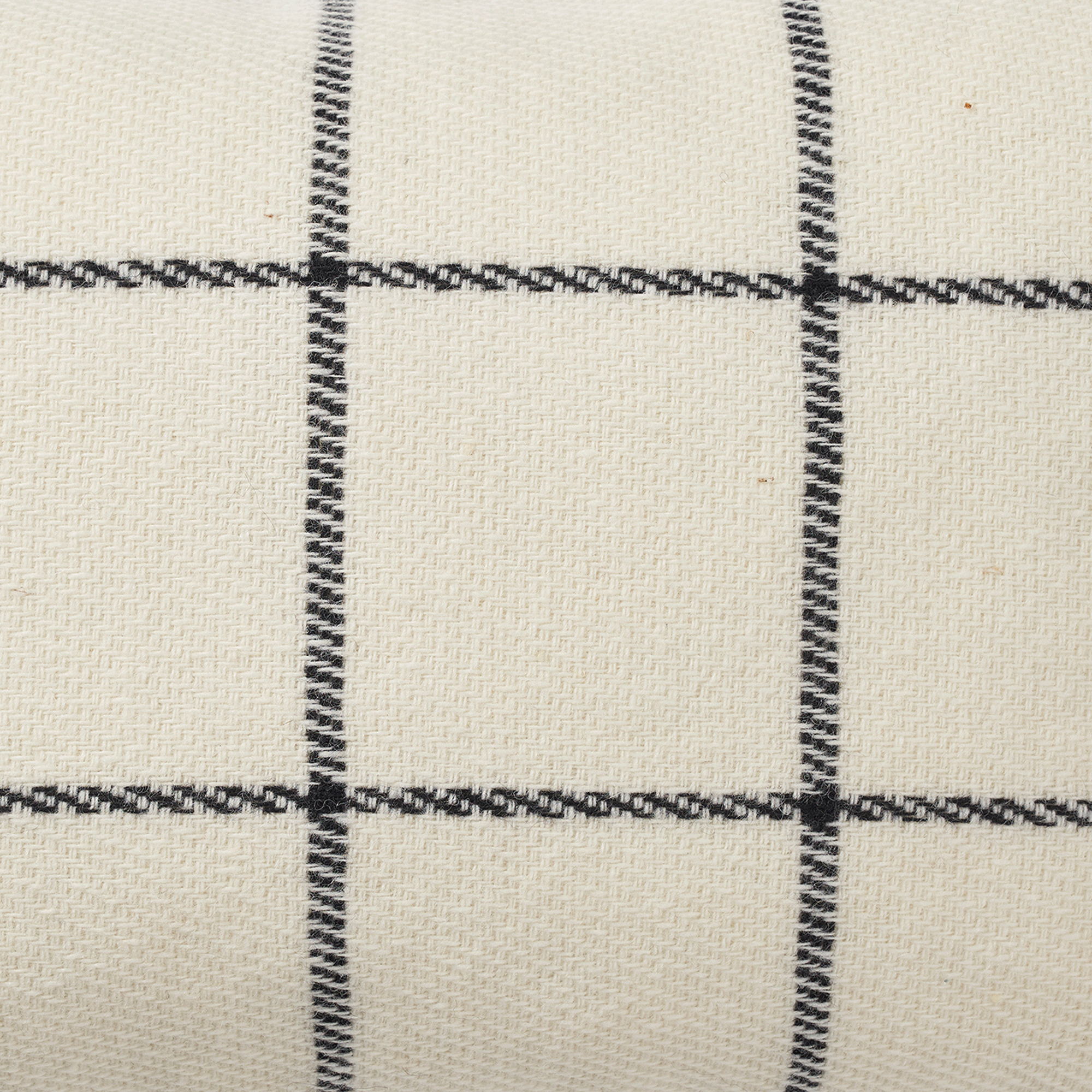 Vinga White 60x40cm Lambswool Cushion Cover